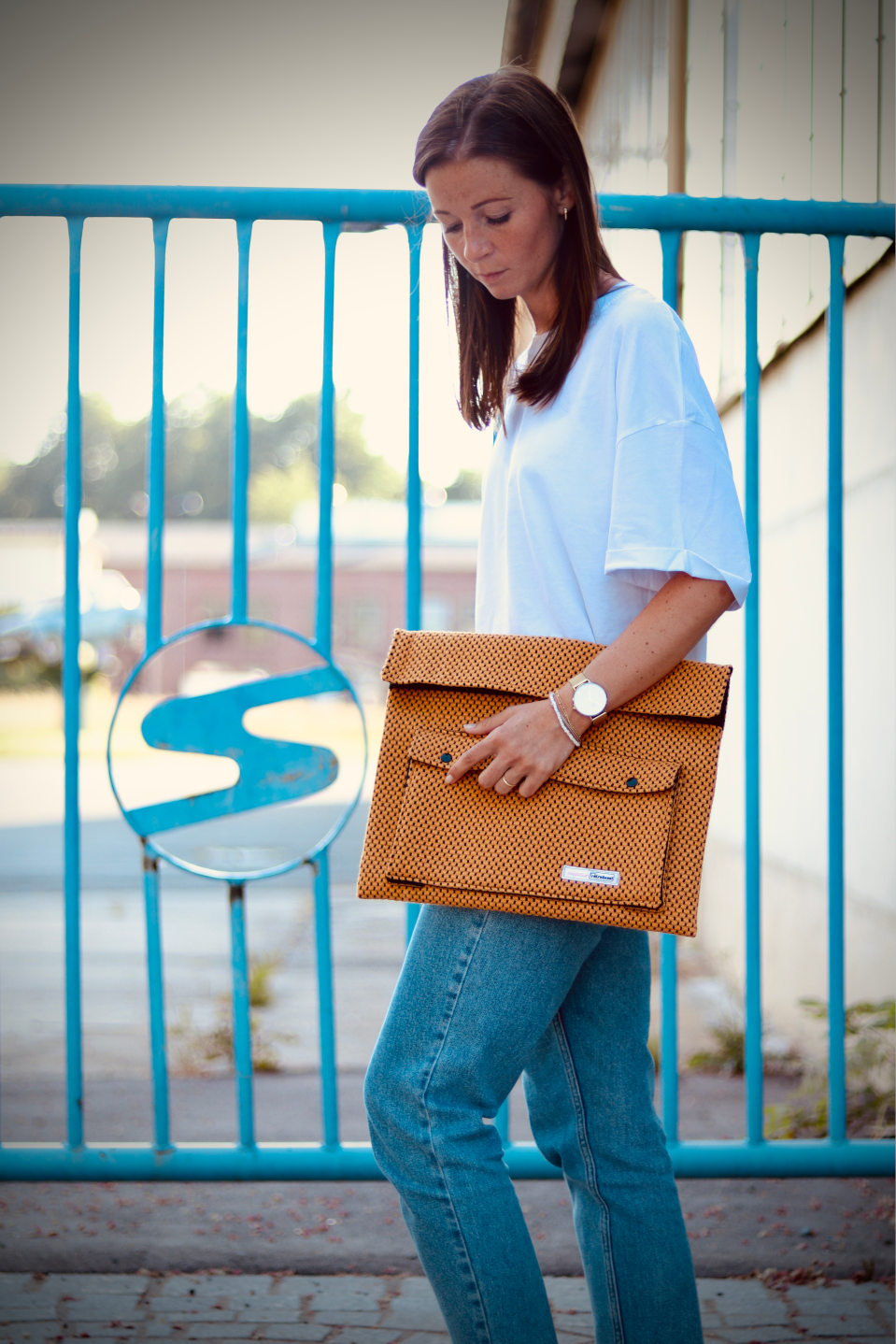 Tasche aus Trabant 1.1 Stoff