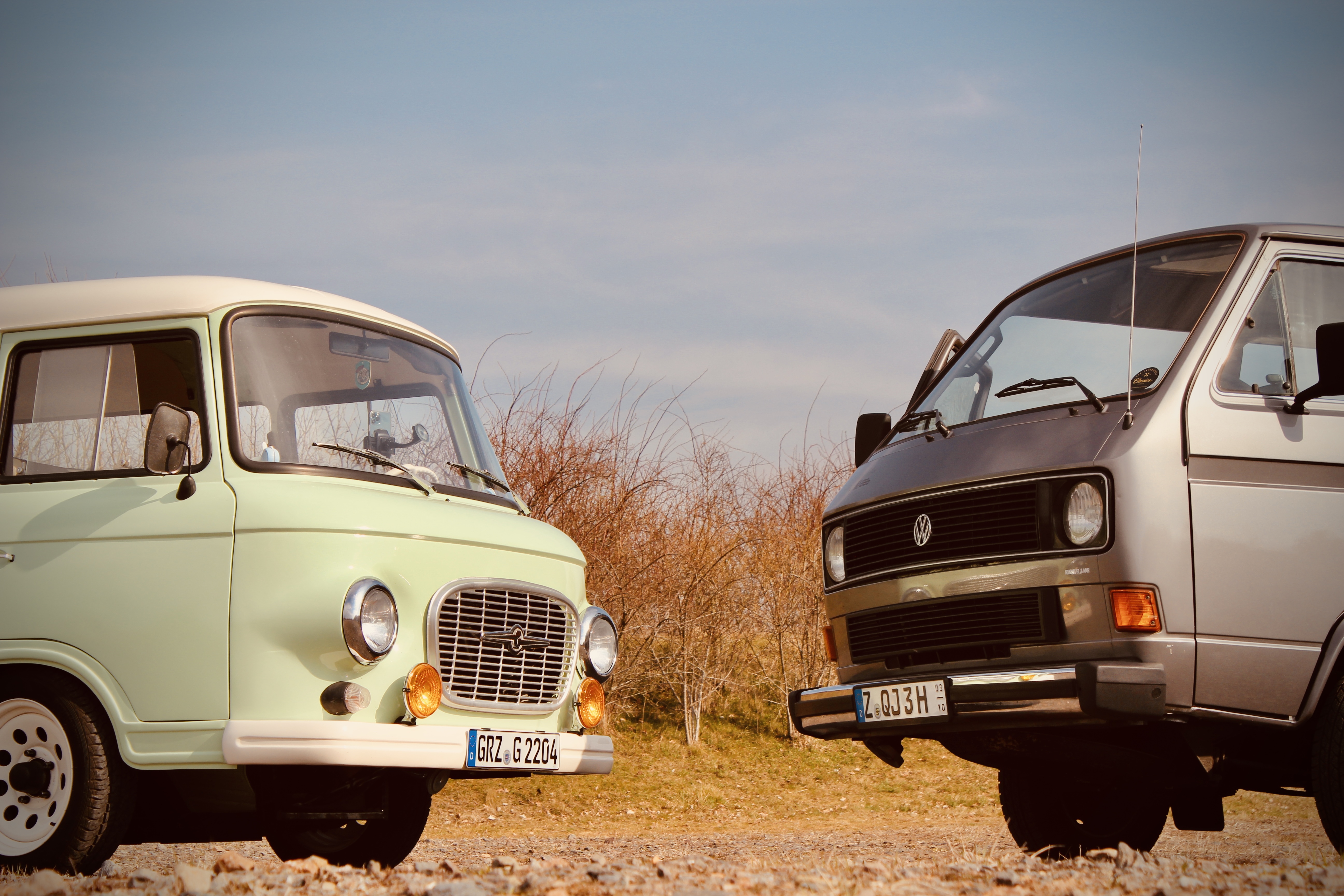 Barkas B1000 vs. VW T3 – Zwei Welten auf vier Rädern